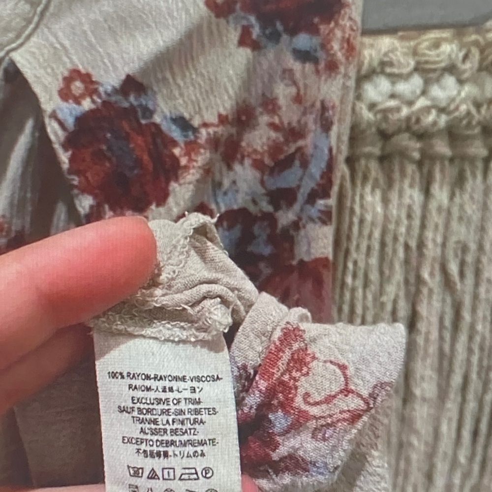 Meet your Posher, Maya - Picture 5 of 5